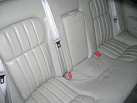 jaguar-xj-saloon-xj8-3-2-4dr-auto-1d1f116abf31cc75665d393267fe361b-640x480