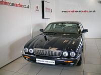 jaguar-xj-saloon-xj8-3-2-4dr-auto-597f308ddaba3d5af54306b1ab82ee48-640x480